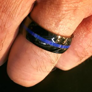 Ring "The Thin Blue Line" Police - lackiert – Bild 2