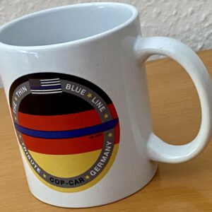 Coffee-mug/ Kaffeebecher "The Thin Blue Line tribute cop-car Germany" – Bild 3